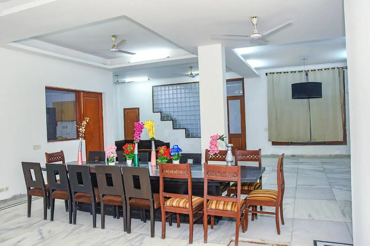 Fabhotel Premium Gurgaon 3*,  Hindistan