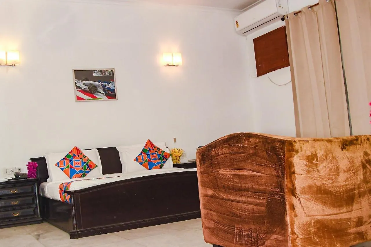 Otel Fabhotel Premium Gurgaon